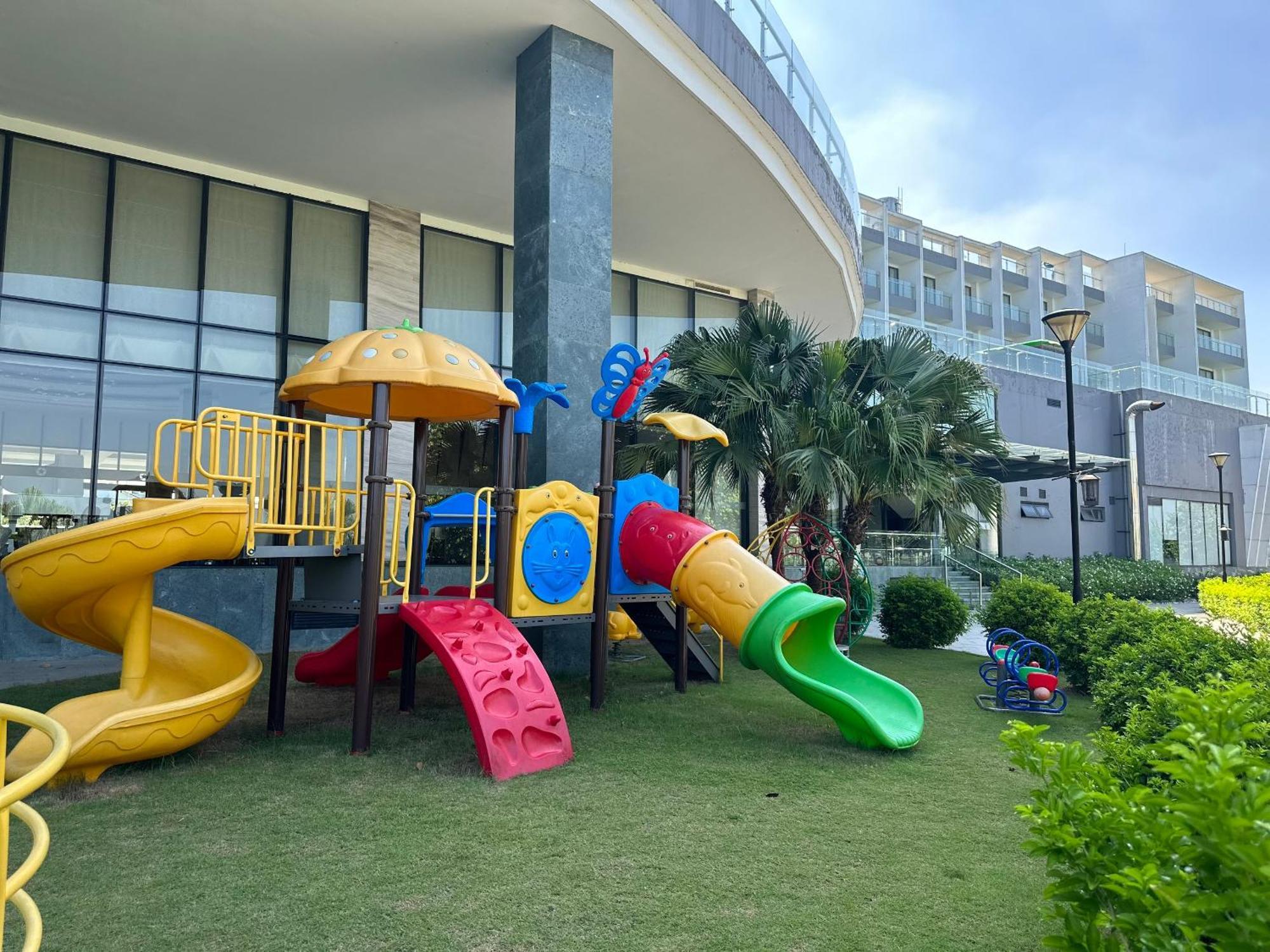 Dic Star Hotels & Resorts Vinh Phuc Vinh Yen Exterior photo